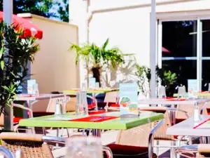 ibis Lyon Est Bron