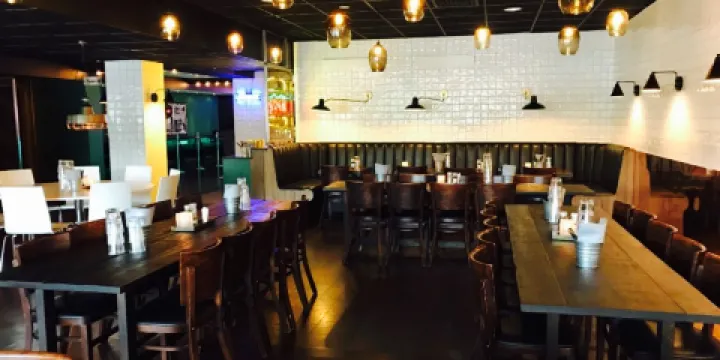 Buddy´s Food Bowling and Bar