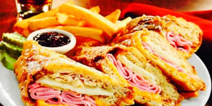 Bennigans On Merle Hay