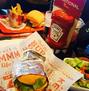 Red Robin Gourmet Burgers and Brews