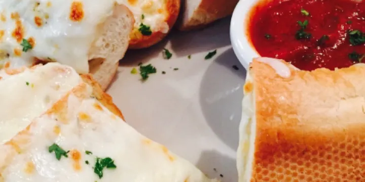 Sam & Louie's Italian Restaurant & New York Pizzeria