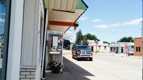 Le Coulee Cheese Castle