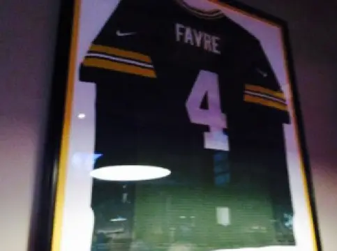 Jersey's Bar & Grill