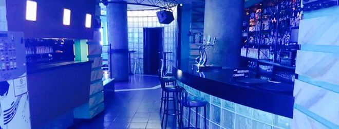 Area Pub Cafe & Copas