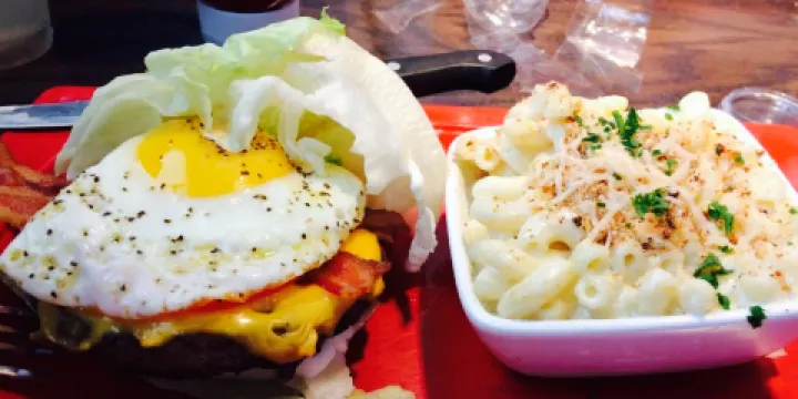 Red Robin Gourmet Burgers