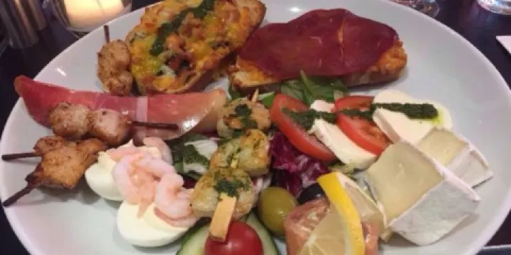 Cafe & Restaurant Eataly