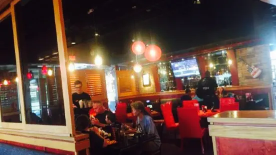 Red Robin Gourmet Burgers and Brews