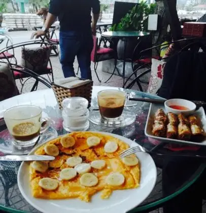 Cat Ba Oasis Bar & Restaurant