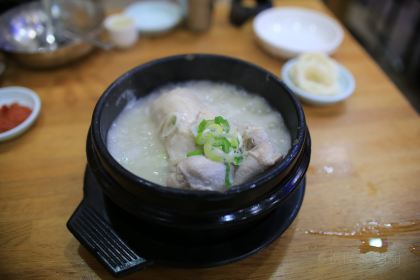 Nampo Samgyetang