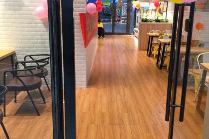 一鸣真鲜奶吧(世纪金源店)