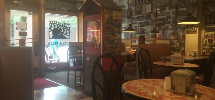 George's Subs & Pizza