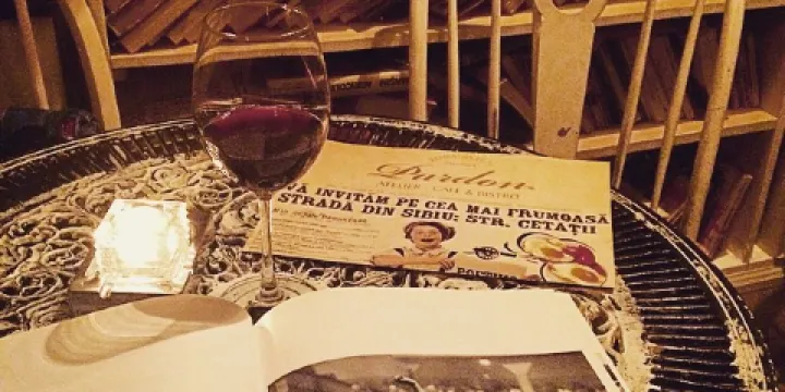 Pardon Cafe & Restaurant