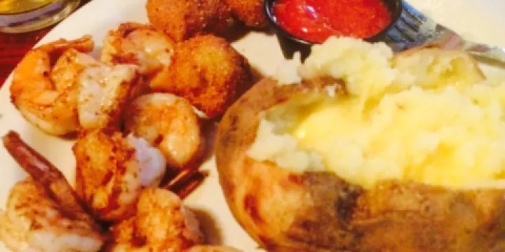 Montana Saloon & Grill