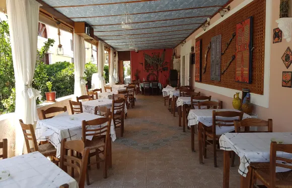 To Perasma Family Restaurant