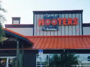 Hooters