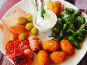 Cafe Bistro Mara