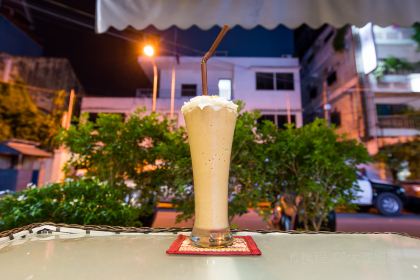 Cousin's Burger & Coffee