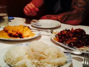 Golden House Chinese Cuisine