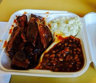 Gold's Bar-B-Q & Grill
