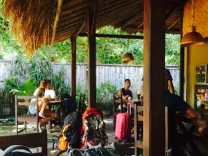 Bunga Bunga Café