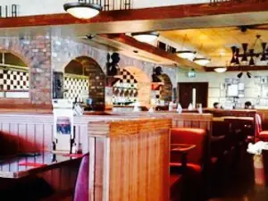 Frankie & Benny's New York Italian Restaurant & Bar - Livingston