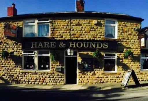 Hare and Hounds Pub in Tingley
