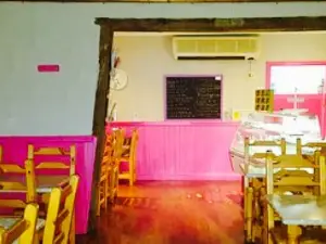 Fuchsia Café