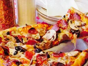 Vince's Italian Restaurant & Pizzeria