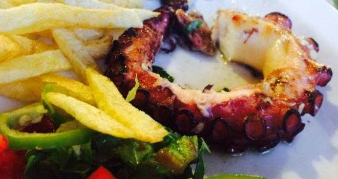 Armonia Cafe & Food