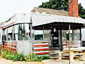 Lee's Diner West
