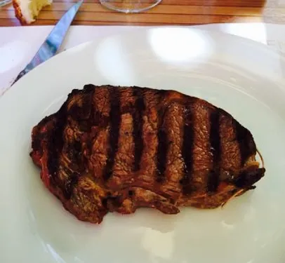 Cafe de la place - Chez Chichi