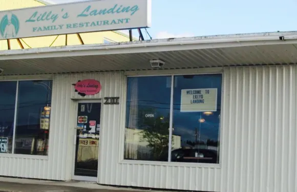 Lilly's Landing Family Restaurant