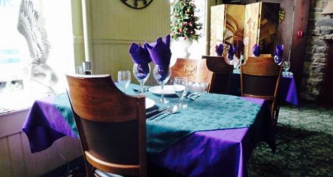 Baldachin Dining Lounge