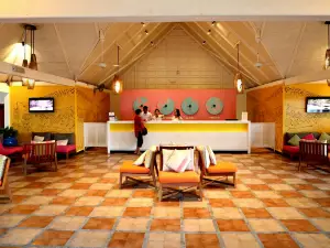 Coral Bar & Lounge