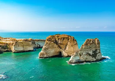 Al Raouche Rocks