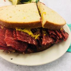 Katz's Delicatessen User Photo