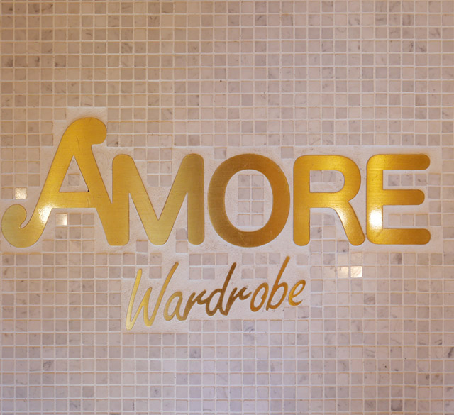 Shopping itineraries in AMORE(Vintage Brand Boutique(wardrobe)) in