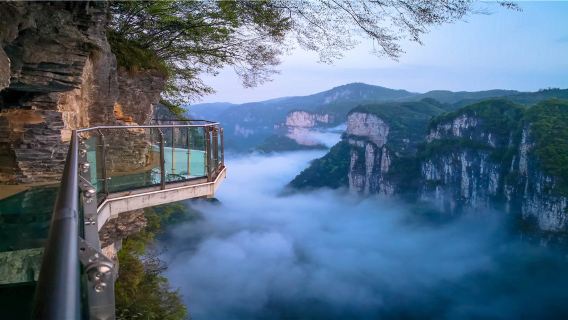 Aizhai Cliffs Glass Skywalk