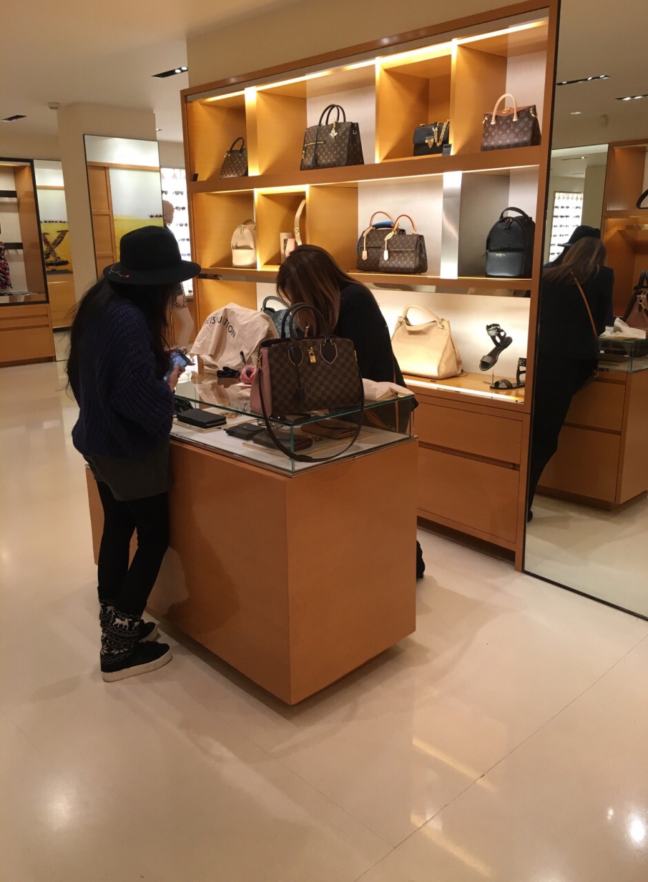 The Louis Vuitton store in the capital is about to get bigger  VOGUE India   Vogue India