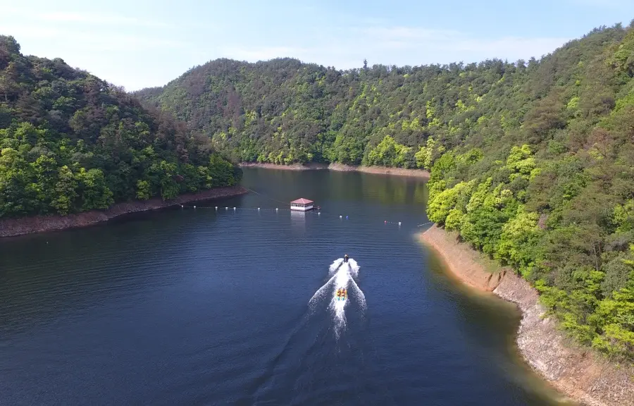 Qiandaohu Lanpowan Water Amusement Park