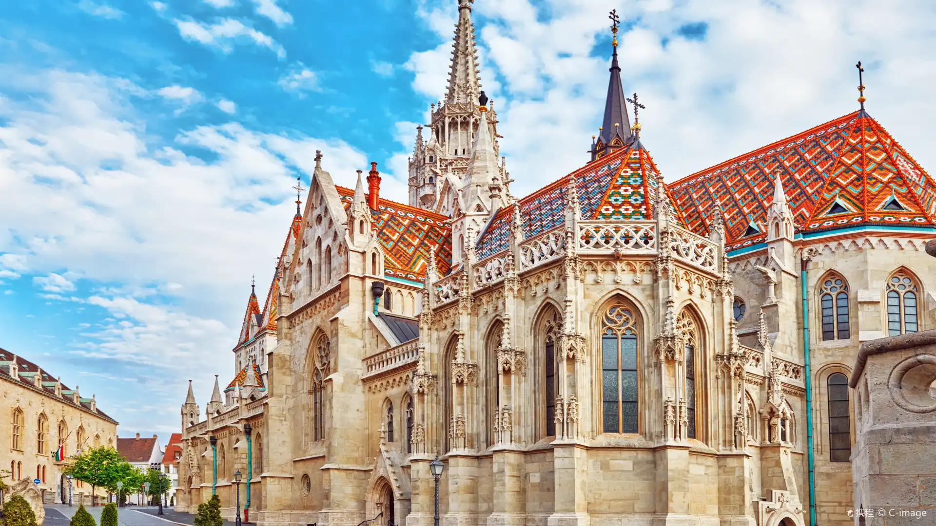 Hotels near Matthias Church