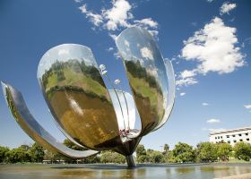 Hotel berhampiran Monumento a Guillermo Rawson