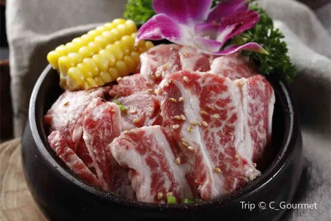 枣玛露脊骨汤·烤肉(西塔总店)