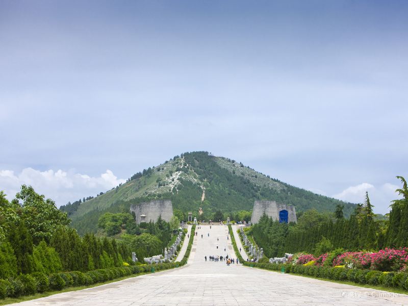 Qinling Mausoleum