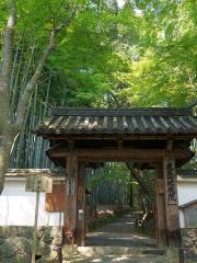 Jizo-in (Take-no-tera) Temple