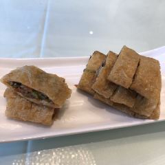 Hailikaiyuanmingdoudajiudiansijixuanzhong Restaurant 여행 사진