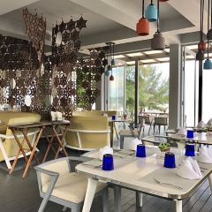 I Sea Bar And Restaurant User Photo