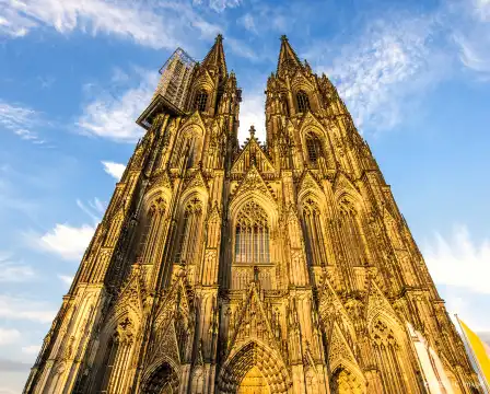 Hotel berhampiran Cologne Cathedral