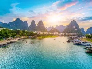 Yulong River Park
