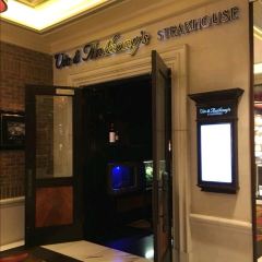 Vic & Anthony's Steakhouse User Photo